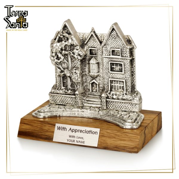Hassidic Jewish Chabad-Lubavitch World Headquarters Brooklyn Table Decor